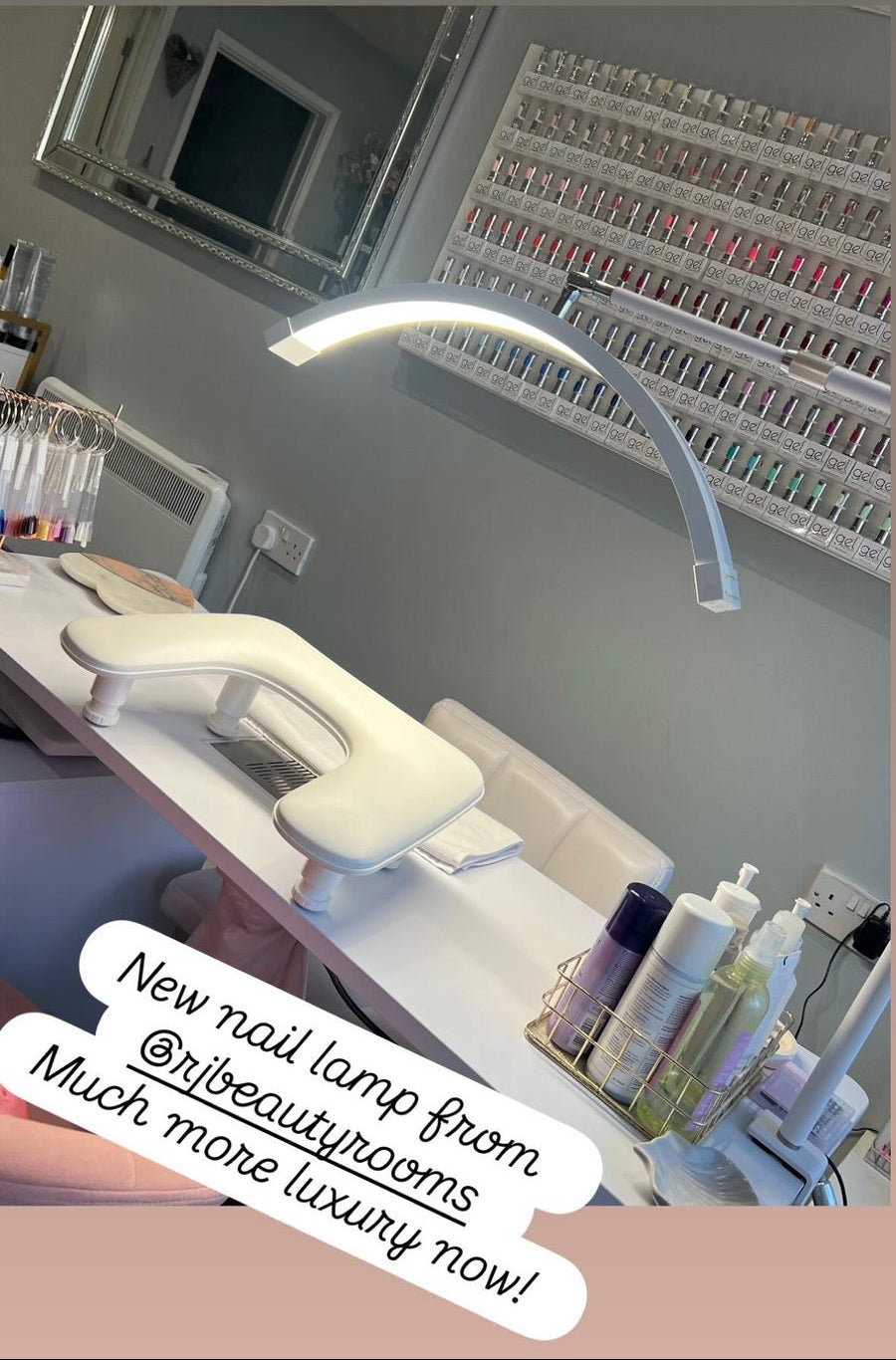 Lampada per manicure Half Moon Beauty Desk 25" - Fissaggio a morsetto,  Estensibile