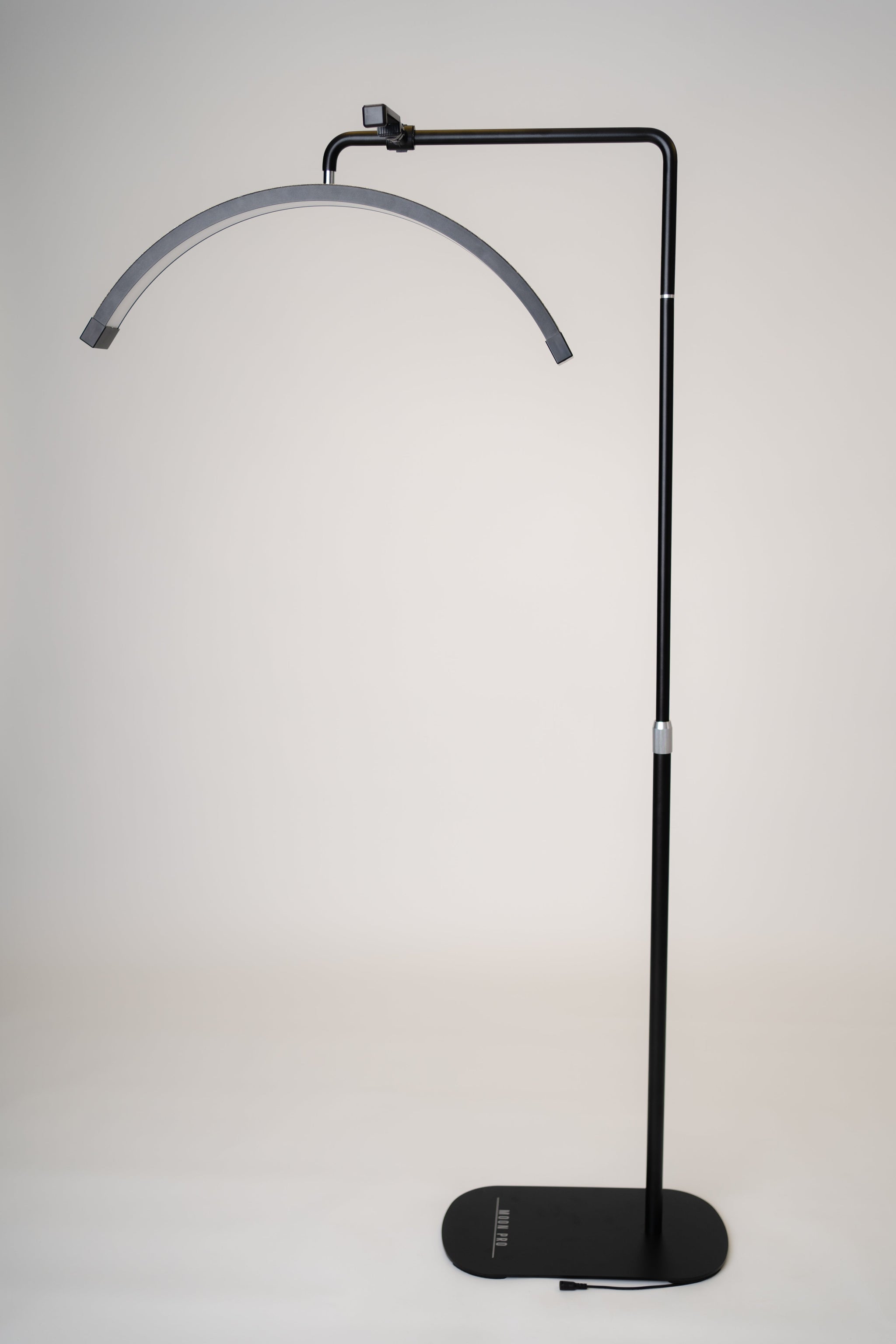 Luce di bellezza professionale a LED a forma di mezzaluna